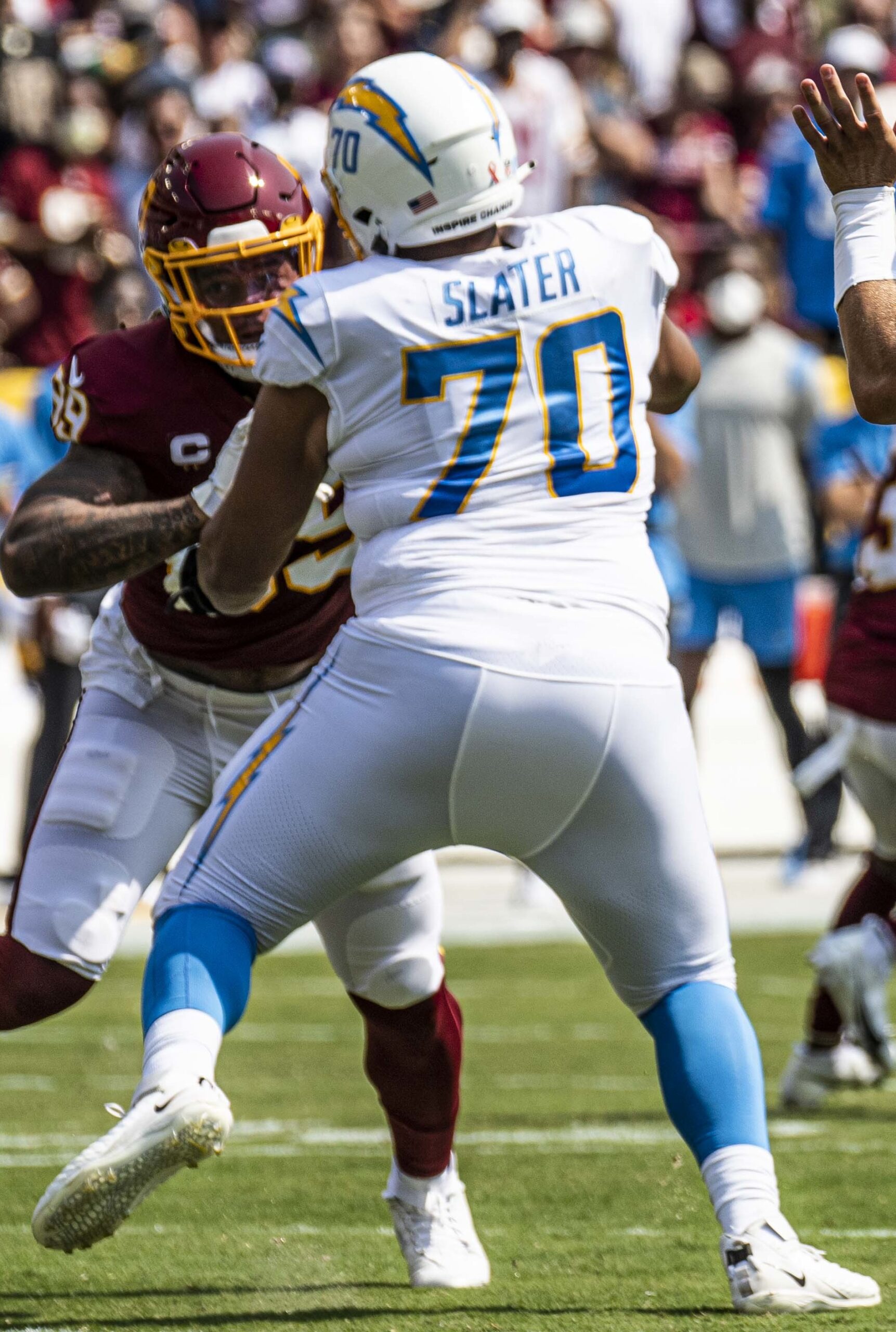Rashawn Slater blocking for the Los Angeles Chargers, 2021