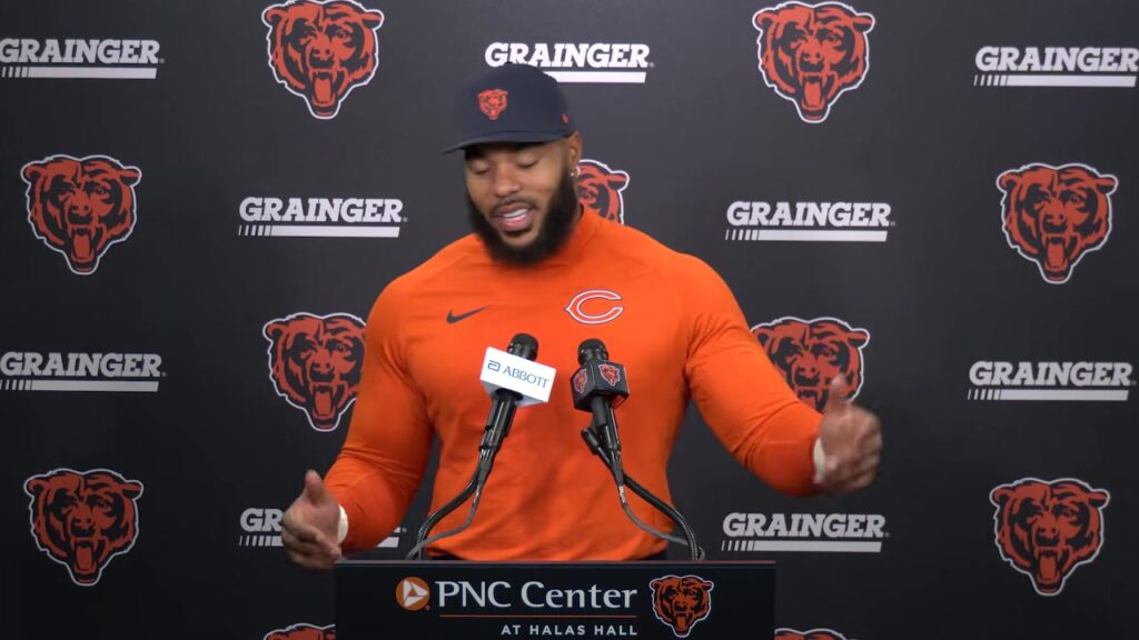 Bears defensive tackle Jeffery Simmons speaks at his introductory news conference in Chicago
