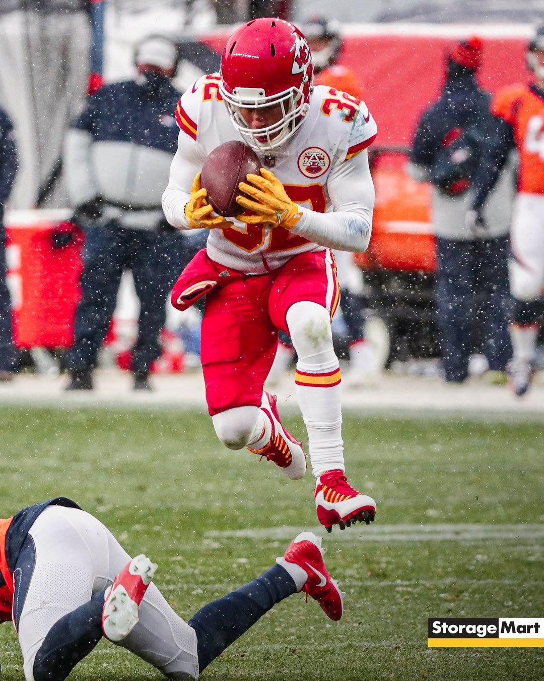 Chiefs and Broncos throwback