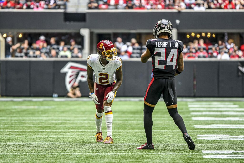 Falcons cornerback A.J. Terrell Jr., No. 24, lines up across from a Washington receiver in October 2021