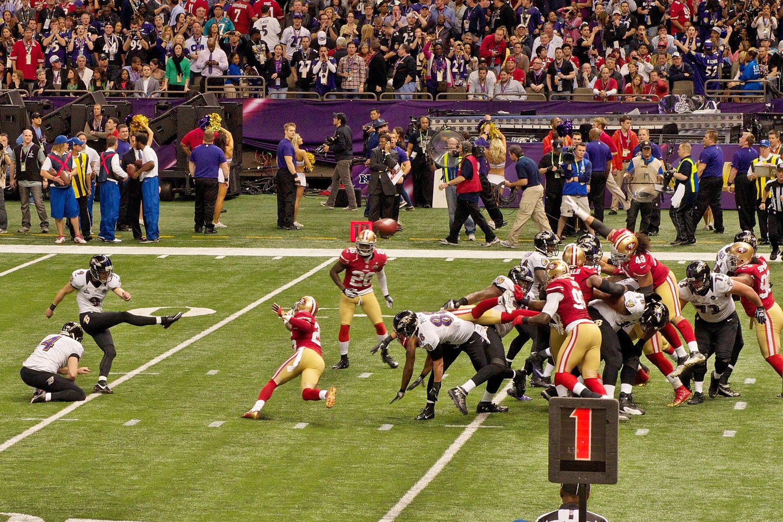 Justin Tucker kicks in Super Bowl XLVII