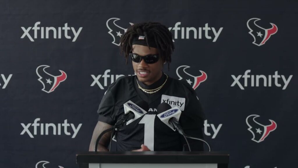 Tank Dell at a Houston Texans press conference