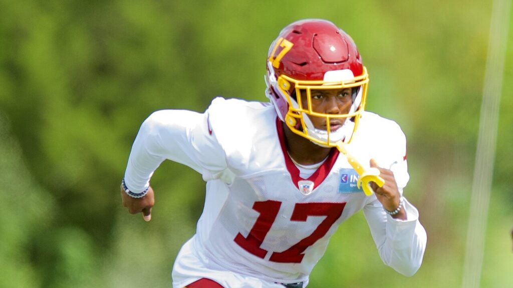 Washington receiver Terry McLaurin (17) running a route at practice